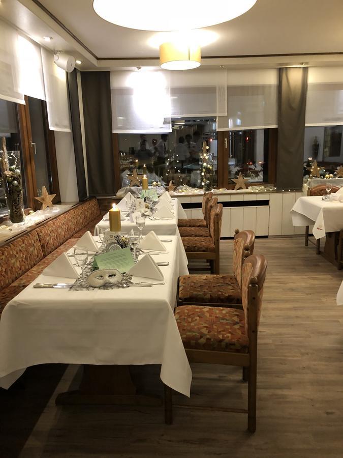 Süßen Hotel-Restaurant Lowen מראה חיצוני תמונה