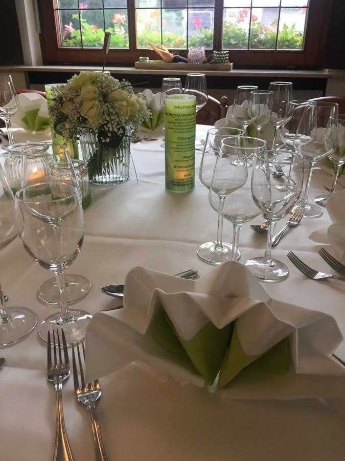 Süßen Hotel-Restaurant Lowen מראה חיצוני תמונה